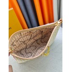 2026年8月8日入荷ヴィトンバッグM29139  LV Stamp  Carryall East West  Monogram  LV Circle 人気の新作/誕生日プレゼント/ZC工場