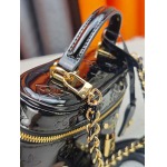 2026年8月8日入荷ヴィトンバッグM47125 M28334 M26097  Vanity Chain Pouch LV:19.0 x 11.5 x 6.5 CM人気の新作/誕生日プレゼント/ZC工場