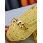 2026年8月8日入荷ヴィトンバッグM47125 M28334 M26097  Vanity Chain Pouch LV:19.0 x 11.5 x 6.5 CM人気の新作/誕生日プレゼント/ZC工場