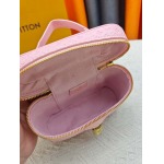 2026年8月8日入荷ヴィトンバッグM47125 M28334 M26097  Vanity Chain Pouch LV:19.0 x 11.5 x 6.5 CM人気の新作/誕生日プレゼント/ZC工場