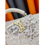 2026年8月8日入荷ヴィトンバッグM27322  []LV CapucinesEmpreinte+LVlogo+21-14-8人気の新作/誕生日プレゼント/ZC工場
