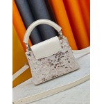2026年8月8日入荷ヴィトンバッグM27322  []LV CapucinesEmpreinte+LVlogo+21-14-8人気の新作/誕生日プレゼント/ZC工場