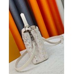 2026年8月8日入荷ヴィトンバッグM27323  []LV CapucinesEmpreinte+LVlogo+27 -18- 9人気の新作/誕生日プレゼント/ZC工場