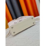 2026年8月8日入荷ヴィトンバッグM27323  []LV CapucinesEmpreinte+LVlogo+27 -18- 9人気の新作/誕生日プレゼント/ZC工場