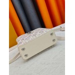 2026年8月8日入荷ヴィトンバッグM26346   LV Mirage  Capucines Nano  Exceptionals  Taurillon Monogram  LV 21x14x 8(CM)人気の新作/誕生日プレゼント/ZC