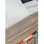 2026年8月8日入荷ヴィトンバッグM26347   LV Mirage  Capucines Nano  Exceptionals  Taurillon Monogram  LV 22x12x 8(CM)人気の新作/誕生日プレゼント/ZC