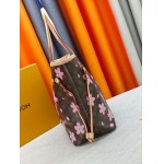 2026年8月8日入荷ヴィトンバッグ M40995 M13217  NeverfullDamier Azur 31x28x14cm   人気の新作/誕生日プレゼント/ZC工場