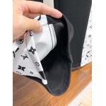 2026年8月19日入荷新作Louis Vuittonスラックス高品質★ファッション/誕生日プレゼント/贈り物/DM工場