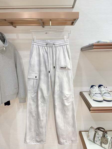 2026年8月19日入荷新作Balenciagaスラックス高...