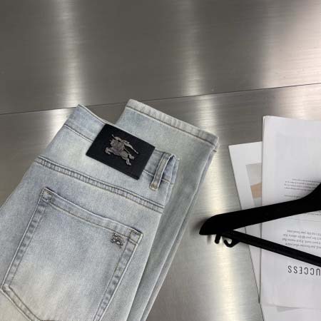 2026年8月21日秋冬新作Burberryジーパン高品質人...