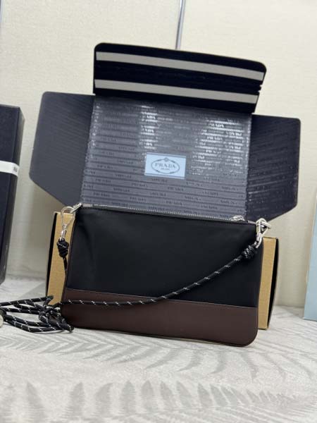 2026年9月28日入荷新作Prada極品/正規品同様/人気/革/バッグ/TY工場