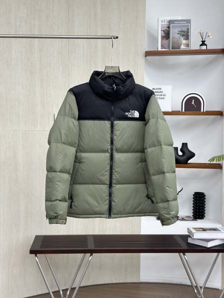 2026年9月22日秋冬新作The North Faceダウ...