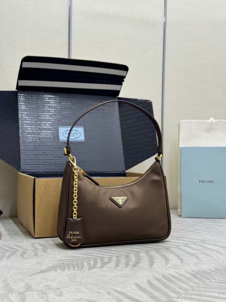 2026年9月28日入荷新作Prada極品/正規品同様/人気...