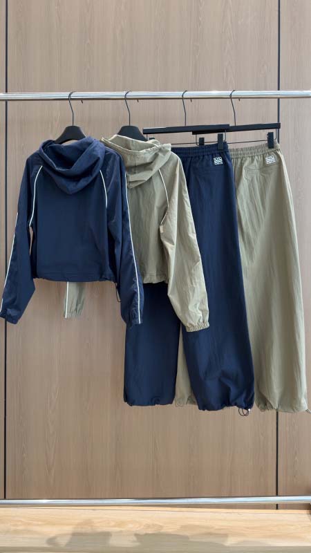 2026年10月6日入荷秋冬新作Loeweスラックス女性用ファッション/誕生日プレゼント/贈り物 can工場