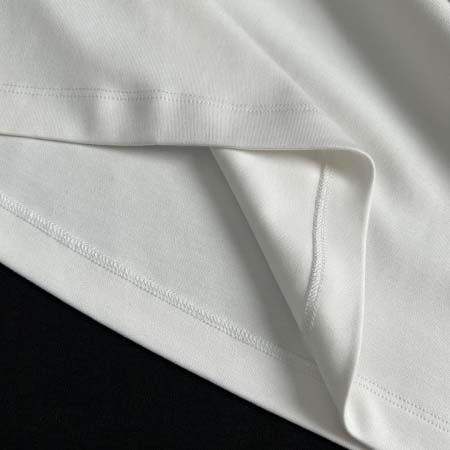 2026年10月10日入荷新作Gucci 長袖Tシャツ /（ブランドタグ（ネームタグ）の後縫い）JX工場