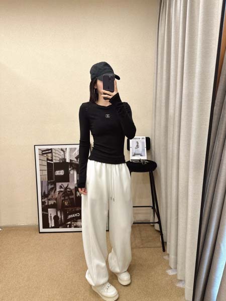 2026年10月14日入荷秋冬新作Chanel長袖女性用ファッション/誕生日プレゼント/贈り物 can工場