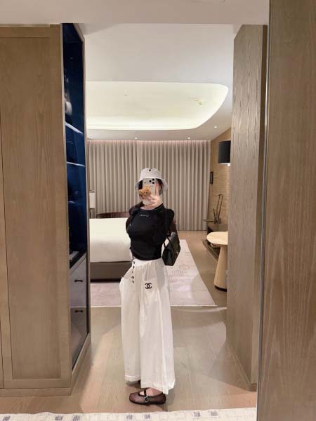 2026年10月15日入荷秋冬新作Chanelズボン女性用ファッション/誕生日プレゼント/贈り物 can工場
