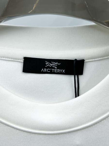 2026年10月26日入荷秋冬新作ARCTERYX長袖Tシャツ高級品/LD工場