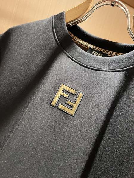 2026年10月26日入荷秋冬新作Fendi半袖Tシャツ高級品/LD工場
