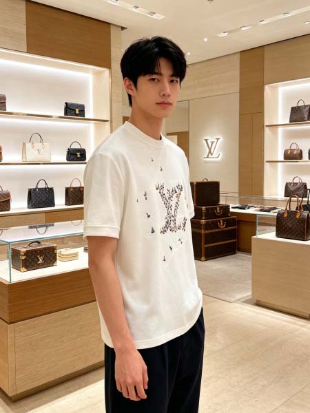 2026年10月26日入荷秋冬新作Louis Vuitton半袖Tシャツ高級品/LD工場
