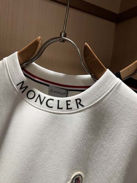 2026年10月26日入荷秋冬新作Moncler半袖Tシャツ高級品/LD工場