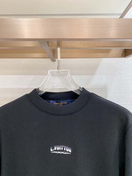 2026年10月26日入荷秋冬新作Louis Vuitton長袖Tシャツ高級品超厳選★入手困難/誕生日プレゼント/LD工場
