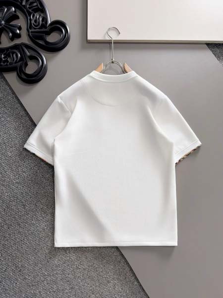 2026年10月26日入荷秋冬新作Burberry半袖Tシャツ高級品超厳選★入手困難/誕生日プレゼント/LD工場