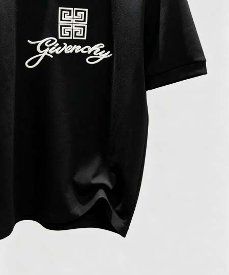 2026年10月26日入荷秋冬新作Givenchy半袖Tシャツ高級品超厳選★入手困難/誕生日プレゼント/LD工場
