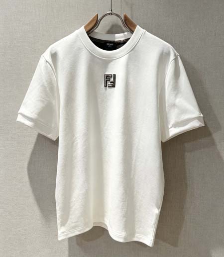 2026年10月26日入荷秋冬新作Fendi半袖Tシャツ高級品超厳選★入手困難/誕生日プレゼント/LD工場