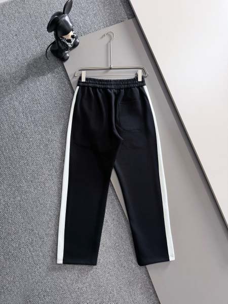 2026年10月27日入荷秋冬新作LOEWE上下セット高級品/誕生日プレゼント/KD工場