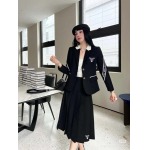 2026年10月6日入荷秋冬新作Prada背広女性用ファッション/誕生日プレゼント/贈り物 can工場
