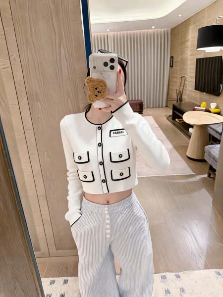 2026年10月10日入荷秋冬新作Chanelジャケット女性...