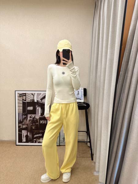 2026年10月14日入荷秋冬新作Chanel長袖女性用ファ...
