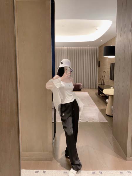 2026年10月15日入荷秋冬新作Chanelタンクトップ女...