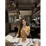 2026年10月15日入荷秋冬新作Chanel ニットカーディガン  女性用ファッション/誕生日プレゼント/贈り物 can工場