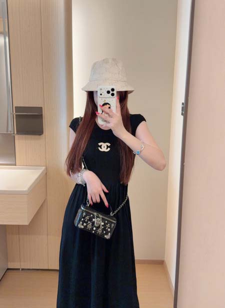 2026年10月15日入荷秋冬新作Chanelワンピース女性...