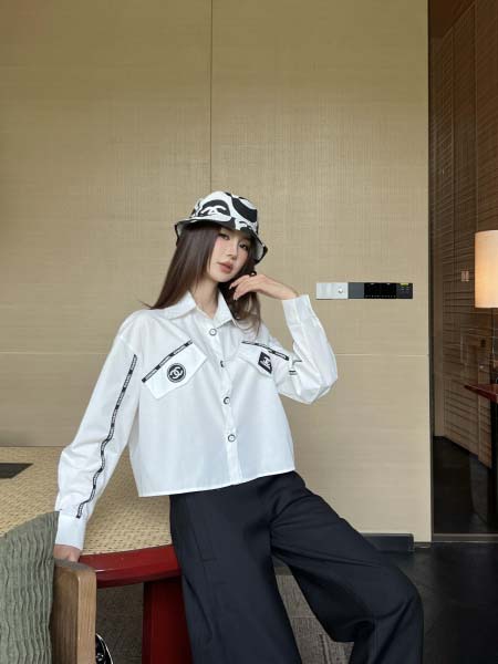 2026年10月15日入荷秋冬新作Chanelシャツ女性用フ...