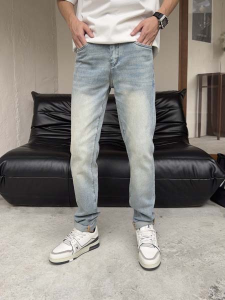 2026年10月16日入荷新作Burberryジーパン高品質...