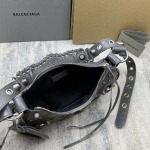 原版復刻人気新作 バレンシアガバッグ26X16X10CM C+工場★超厳選★入手困難な