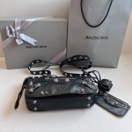 原版復刻人気新作 バレンシアガバッグ24X14X5cmC+工場★超厳選★入手困難な