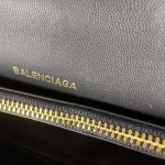 原版復刻人気新作 バレンシアガバッグ25x15x9.5cmC+工場★超厳選★入手困難な