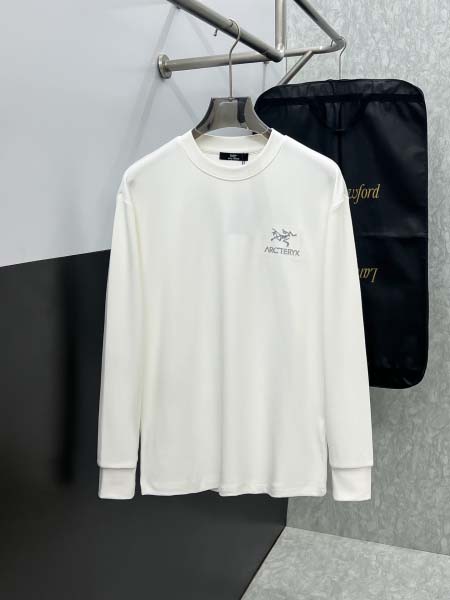2026年10月26日入荷秋冬新作ARCTERYX長袖Tシャ...