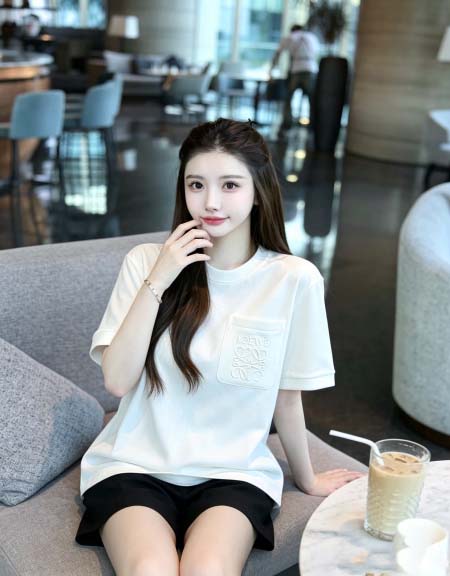 2026年10月26日入荷秋冬新作LOEWE半袖Tシャツ高級...