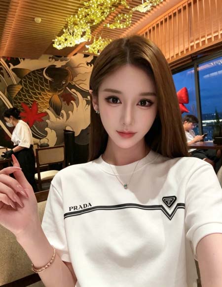 2026年10月26日入荷秋冬新作PRADA半袖Tシャツ高級...