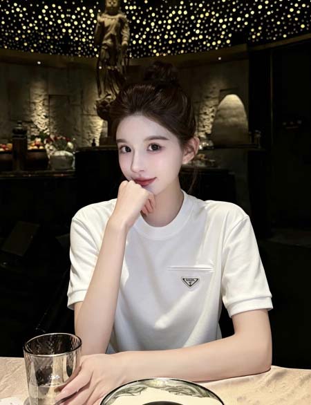 2026年10月26日入荷秋冬新作PRADA半袖Tシャツ高級...