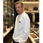 2026年10月26日入荷秋冬新作Moncler長袖Tシャツ高級品超厳選★入手困難/誕生日プレゼント/LD工場