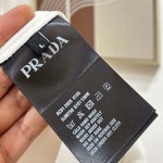 2026年10月26日入荷秋冬新作Prada長袖Tシャツ高級品超厳選★入手困難/誕生日プレゼント/LD工場