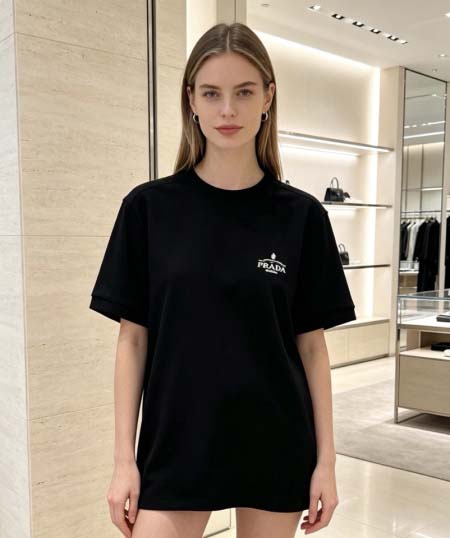 2026年10月26日入荷秋冬新作Prada半袖Tシャツ高級...
