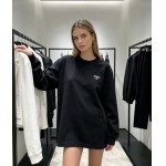 2026年10月26日入荷秋冬新作Prada長袖Tシャツ高級品超厳選★入手困難/誕生日プレゼント/LD工場