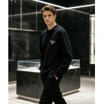 2026年10月26日入荷秋冬新作Prada長袖Tシャツ高級品超厳選★入手困難/誕生日プレゼント/LD工場